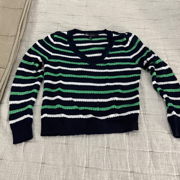 WHBM Long Sleeve Stripe V-Neck Pullover Sweater - Picture 2 of 11